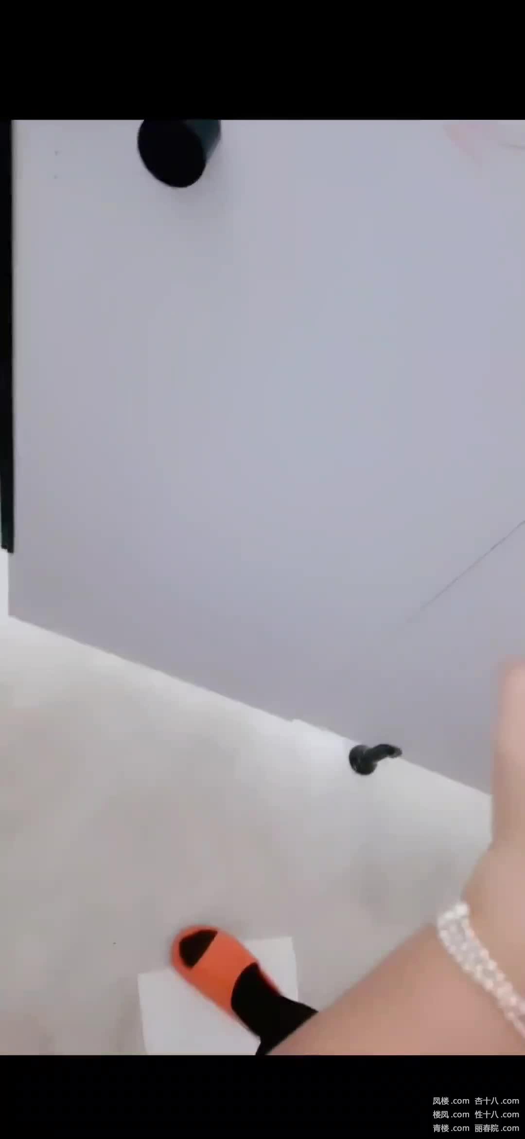YeD5Yt.jpg